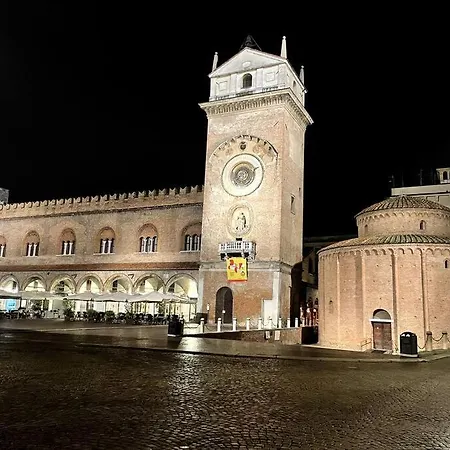 Vista Sulla Basilica 아파트 *